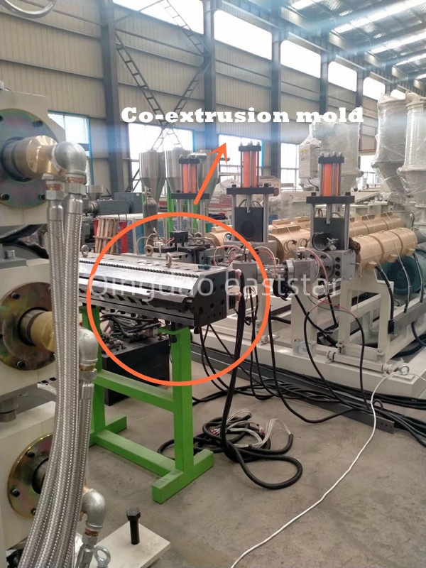 สายการผลิตแผ่นรีดร่วมหลายชั้น ABS แบบมืออาชีพช่วยให้สามารถผลิตวัสดุคอมโพสิตประสิทธิภาพสูงได้